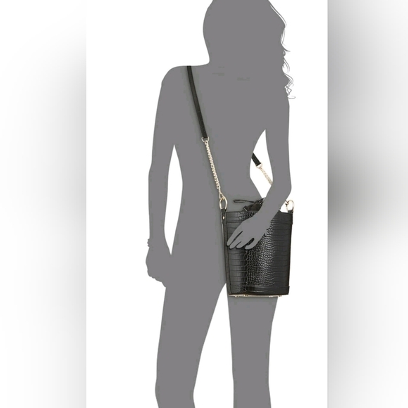 INC International Bucket Bag.Retails$80 - Picture 7 of 7